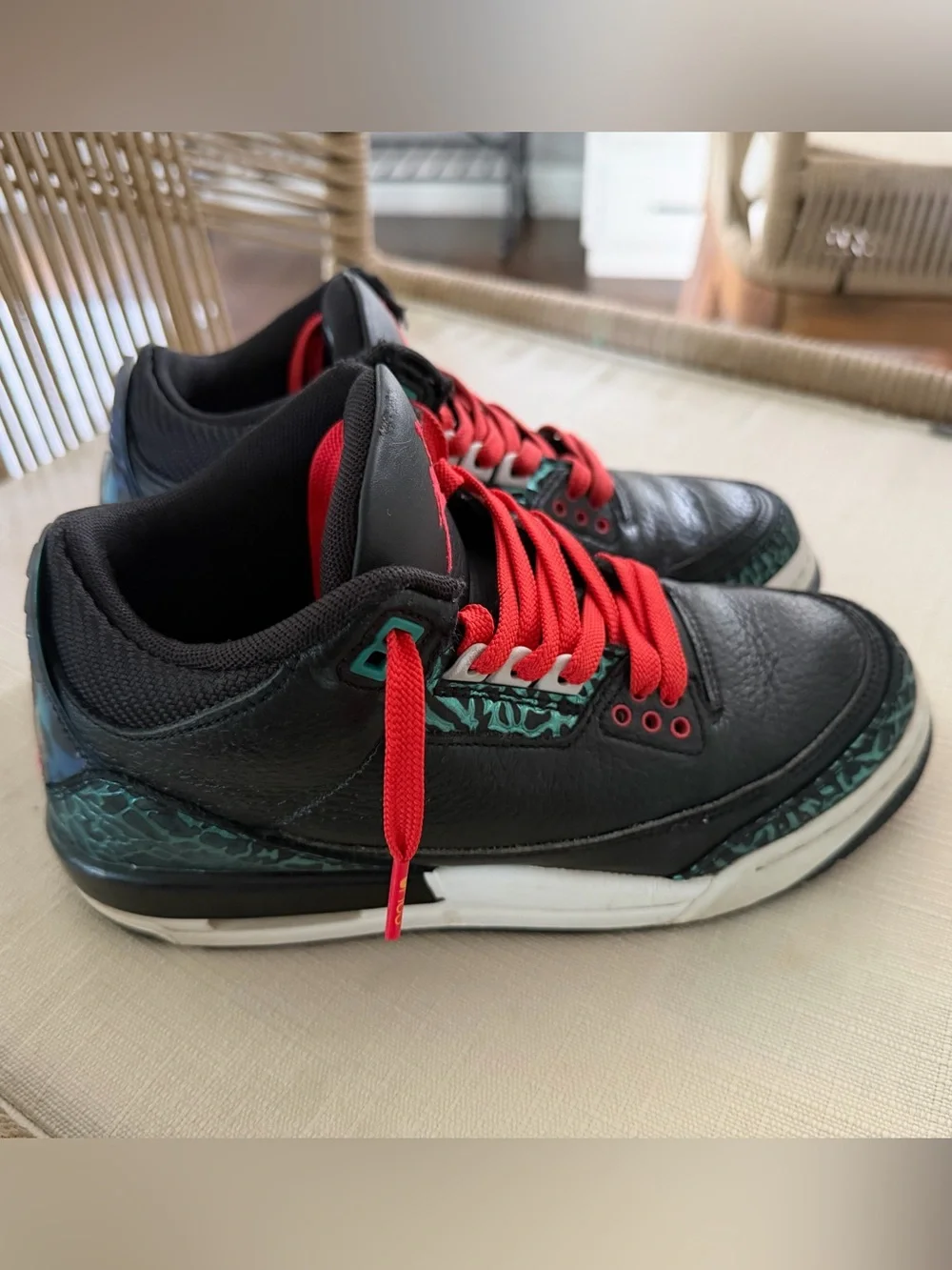 Air Jordan 3 Retro GS 'Moto' (Black/Siren Red/Hyper Jade)